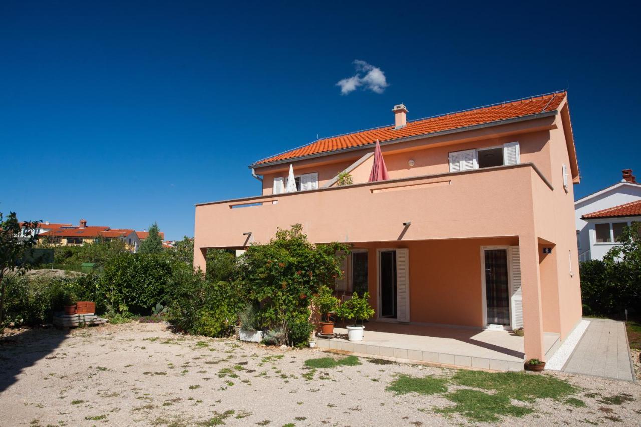 Apartments Glibo Near The Sea And Town Center! Krk Town Dış mekan fotoğraf