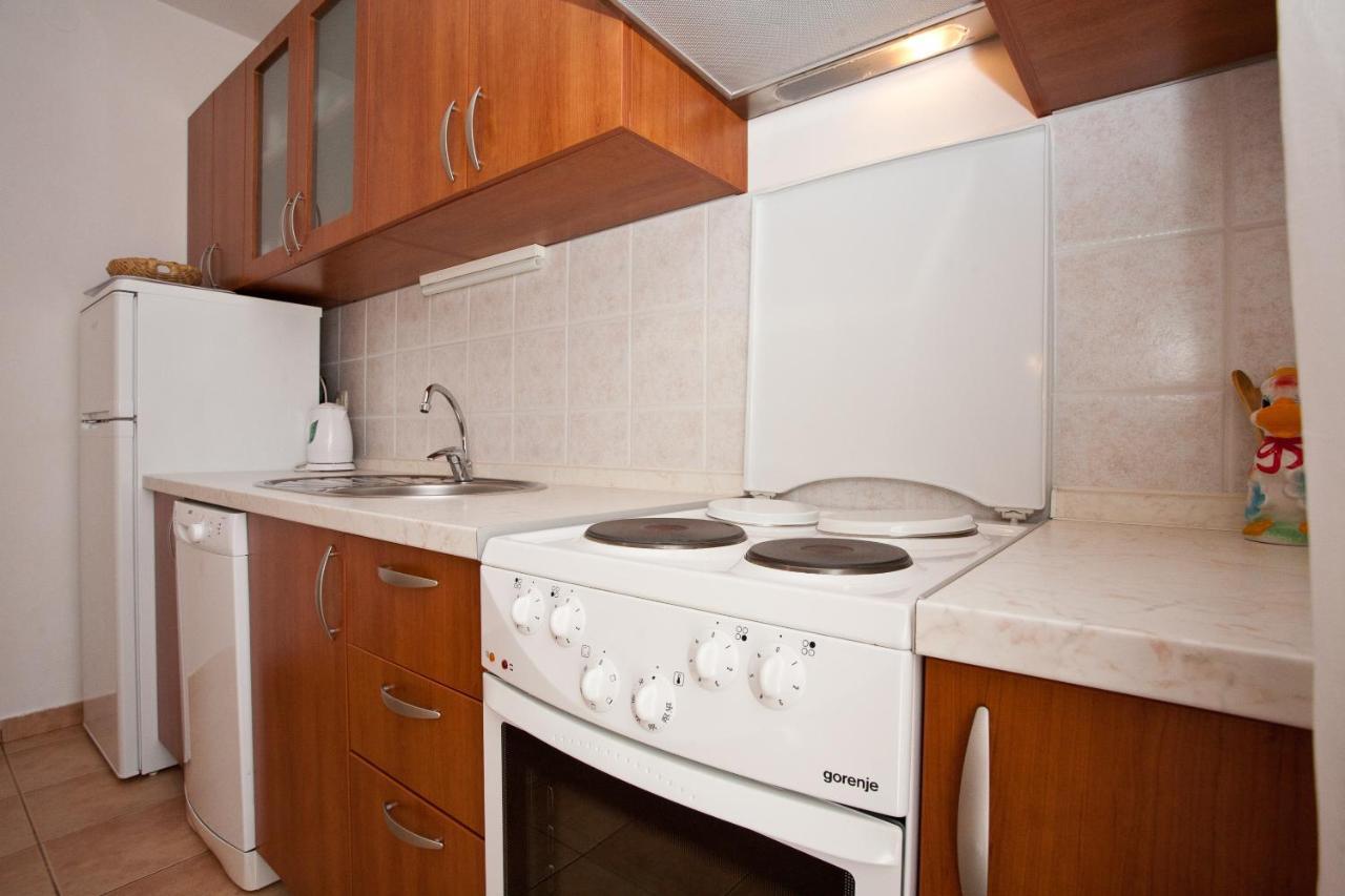 Apartments Glibo Near The Sea And Town Center! Krk Town Dış mekan fotoğraf